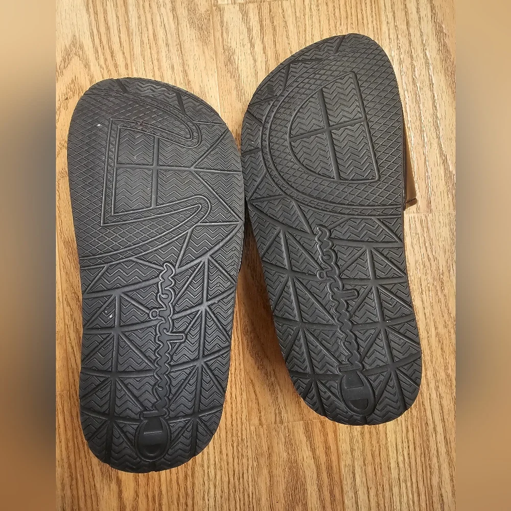 Champion Sandals | Black Slides | Size 1 Youth Unisex